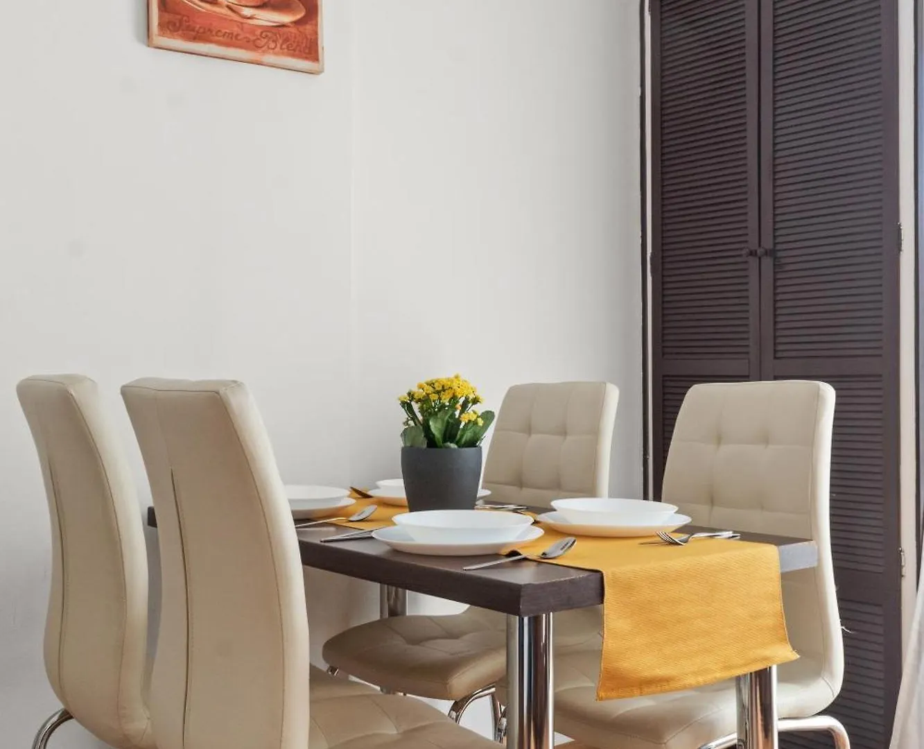 Charm Apartment - Old Town Bucharest