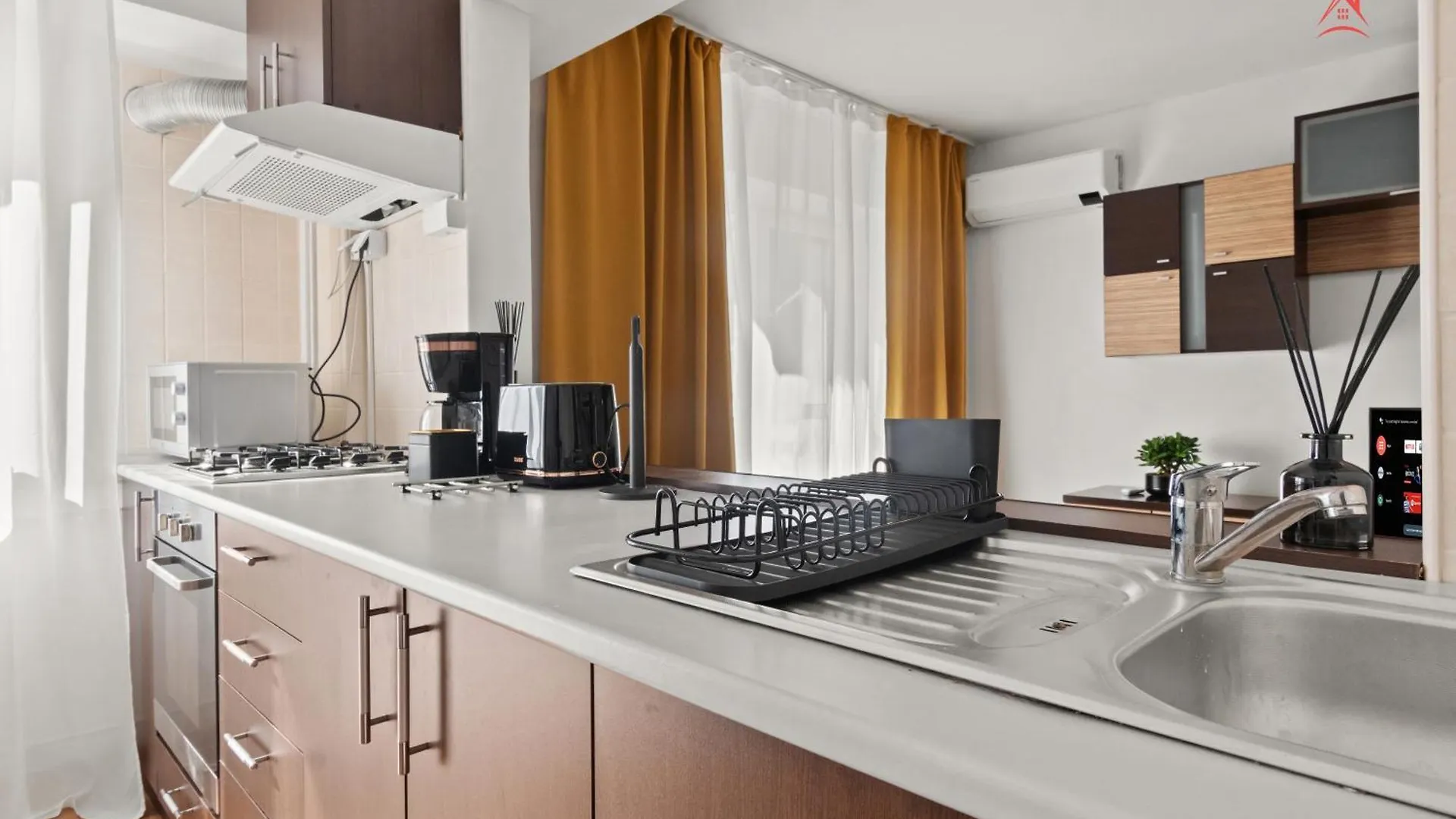 Charm Apartment - Old Town Bucharest