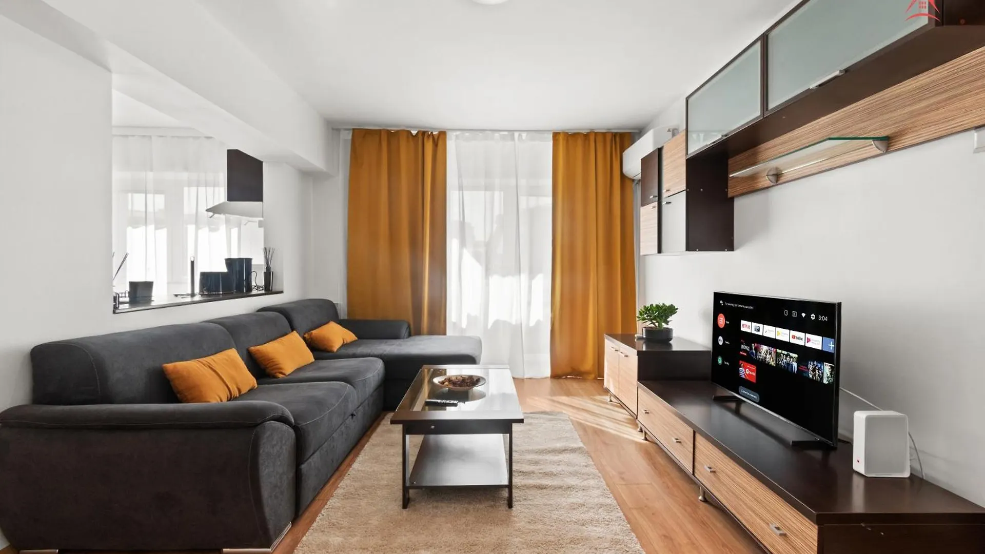 Charm Apartment - Old Town Bucharest Romania