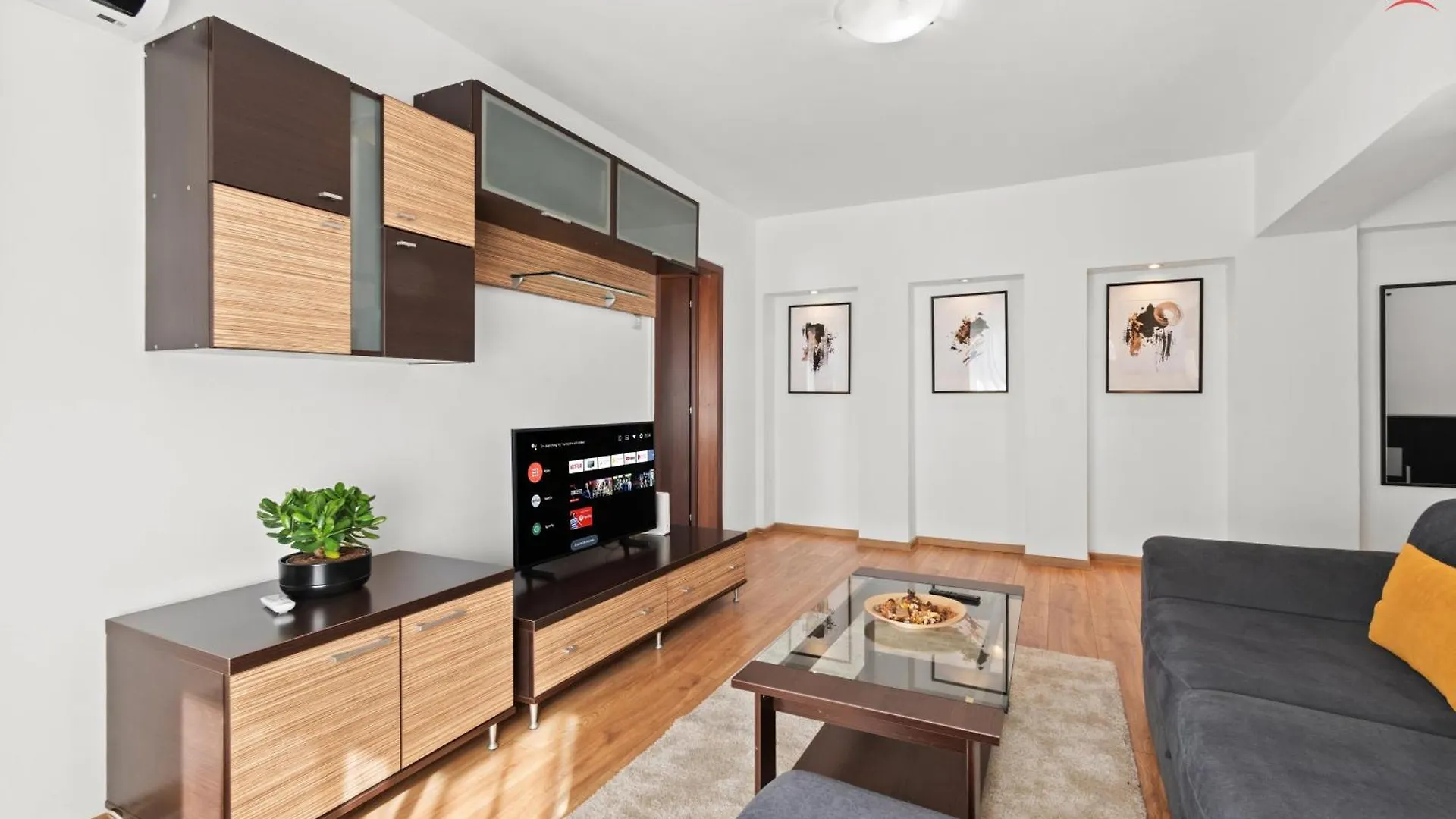 Charm Apartment - Old Town Bucharest